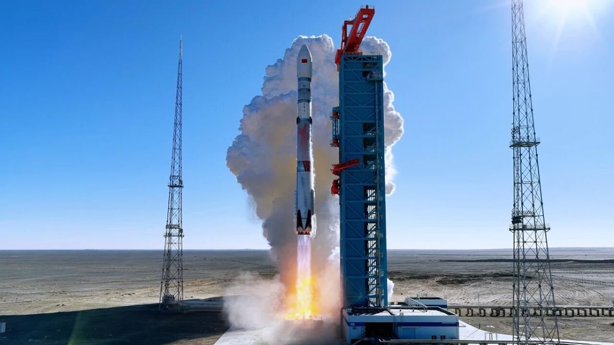 China Plays Catch-Up With US In Reusable Rocket Race But It’s Falcon 9 Rival Zhuque-3 Fails Recovery