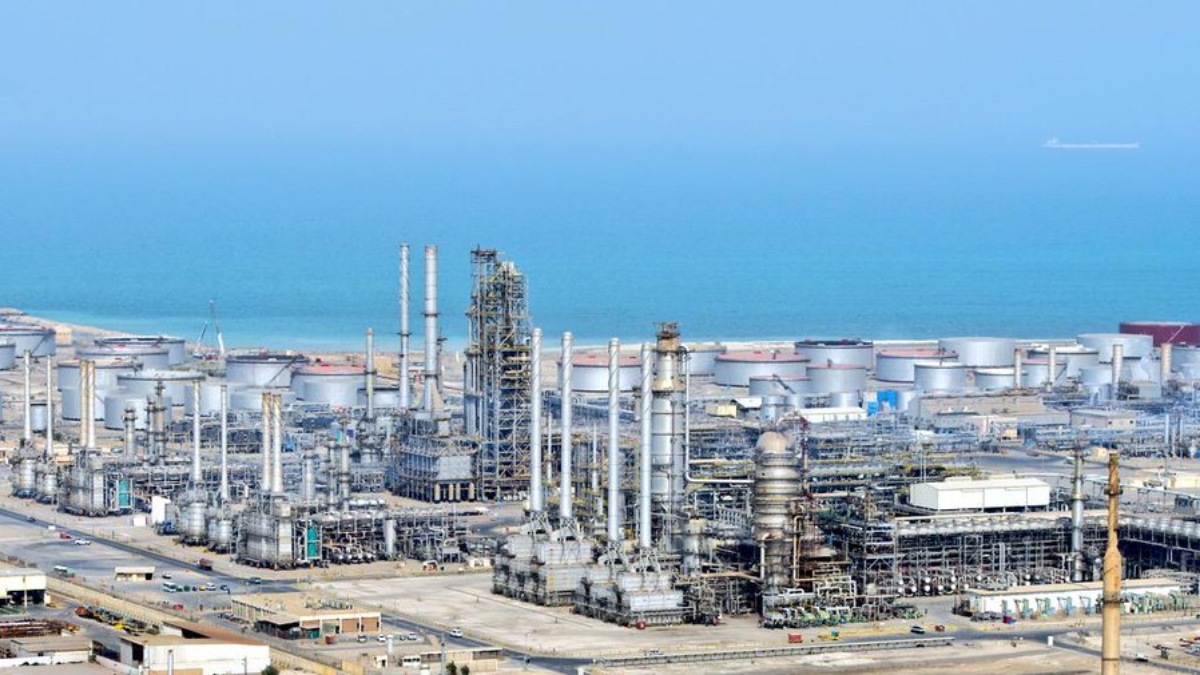 Iran Targets Tel Aviv in 10th Missile Wave as UAE Intercepts Missiles and Drone, But Saudi Refinery Hit Badly