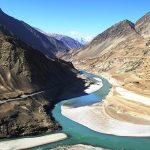 Indus River image, Indus Waters Treaty , Indus River India Pakistan photo, India Pakistan water dispute, Indus basin landscape visuals, Himalayan river India Pakistan image, Indus River valley photo, India Pakistan cross-border river visuals, Indus Waters Treaty dispute image.