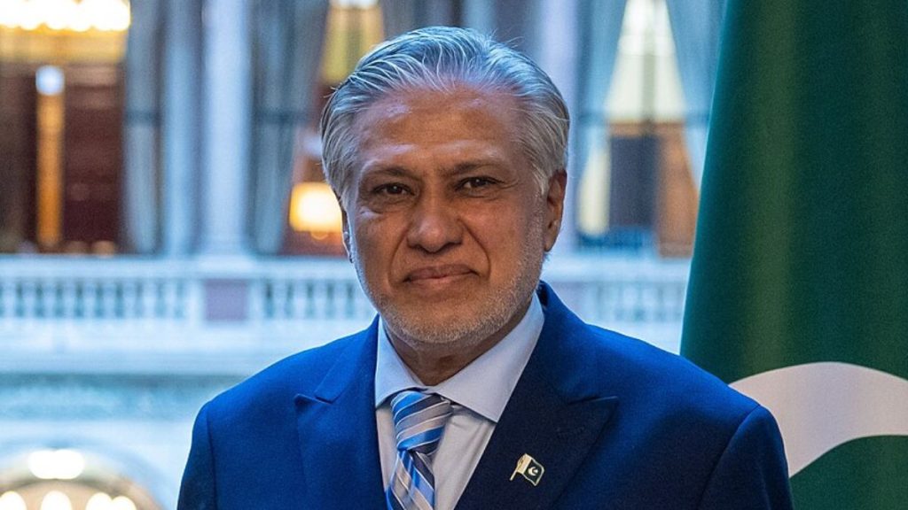 Ishaq Dar, Pakistan Foreign Minister photo, Pakistan Deputy Prime Minister image, Pakistan diplomacy visuals, Ishaq Dar foreign policy speech, Pakistan Bangladesh relations.