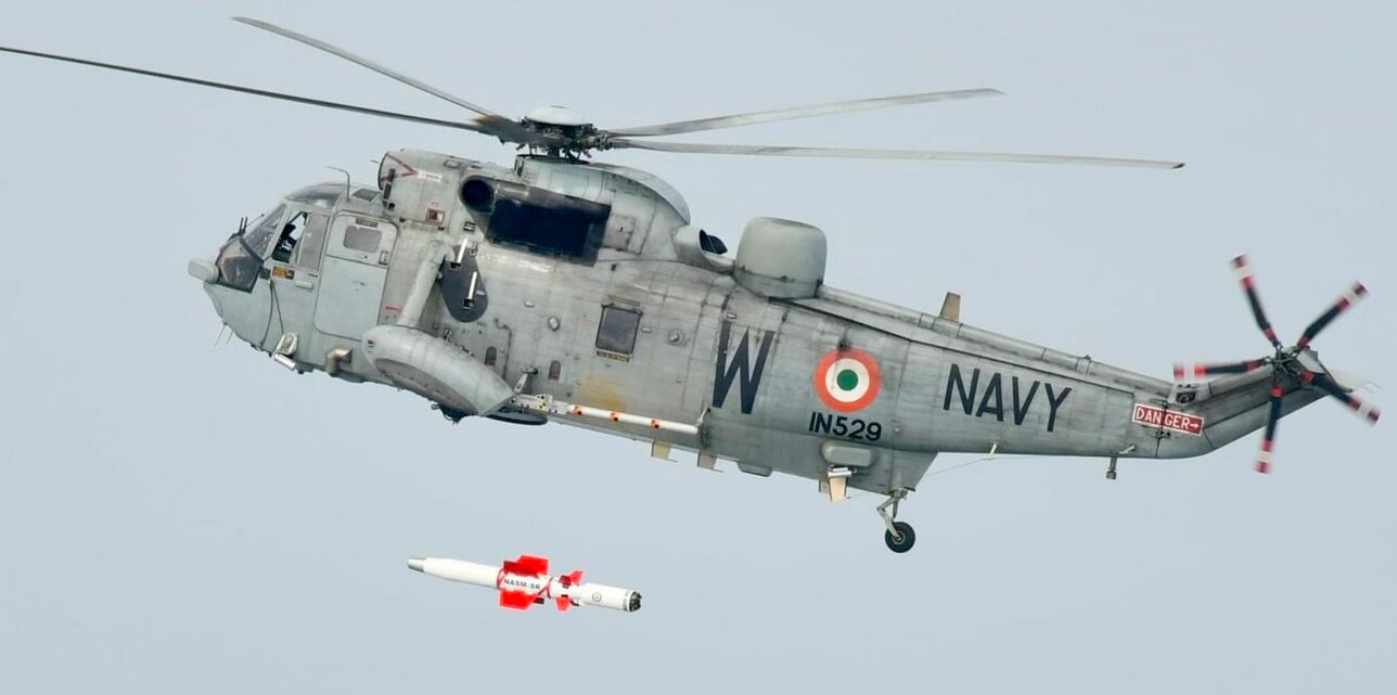 Indian Navy decommissions Sea King-Mk42B fleet, marks the end of a glorious chapter
