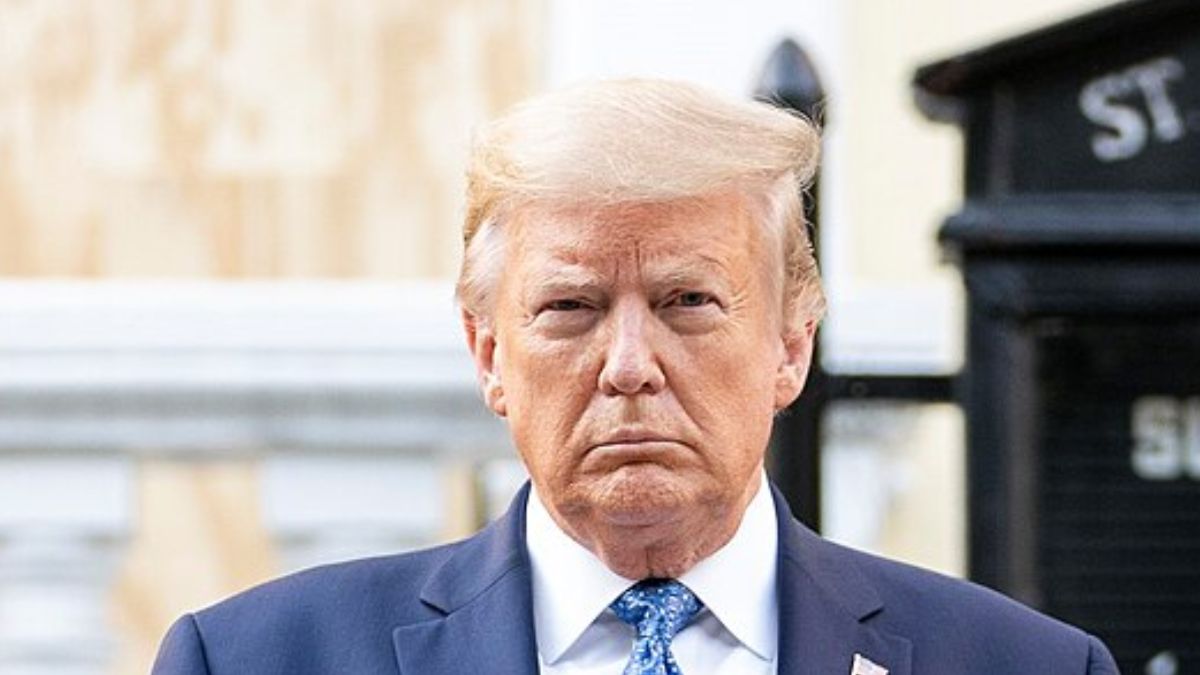 Trump’s admission of arms supplies to Iranian opposition via Kurds sparks row, invites condemnation