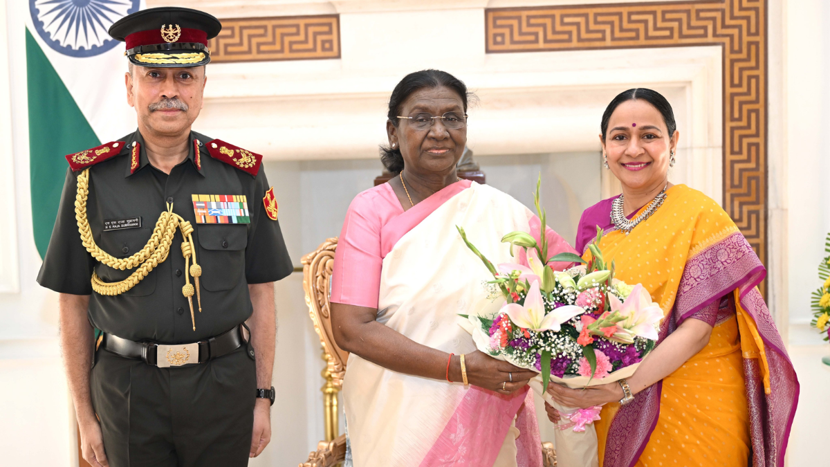 India’s new CDS General NS Raja Subramani calls on President Droupadi Murmu