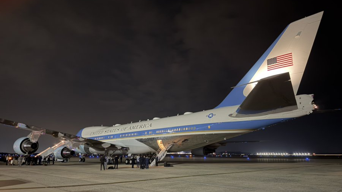 Air Force One jet retires as Qatar-gifted Boeing nears US service
