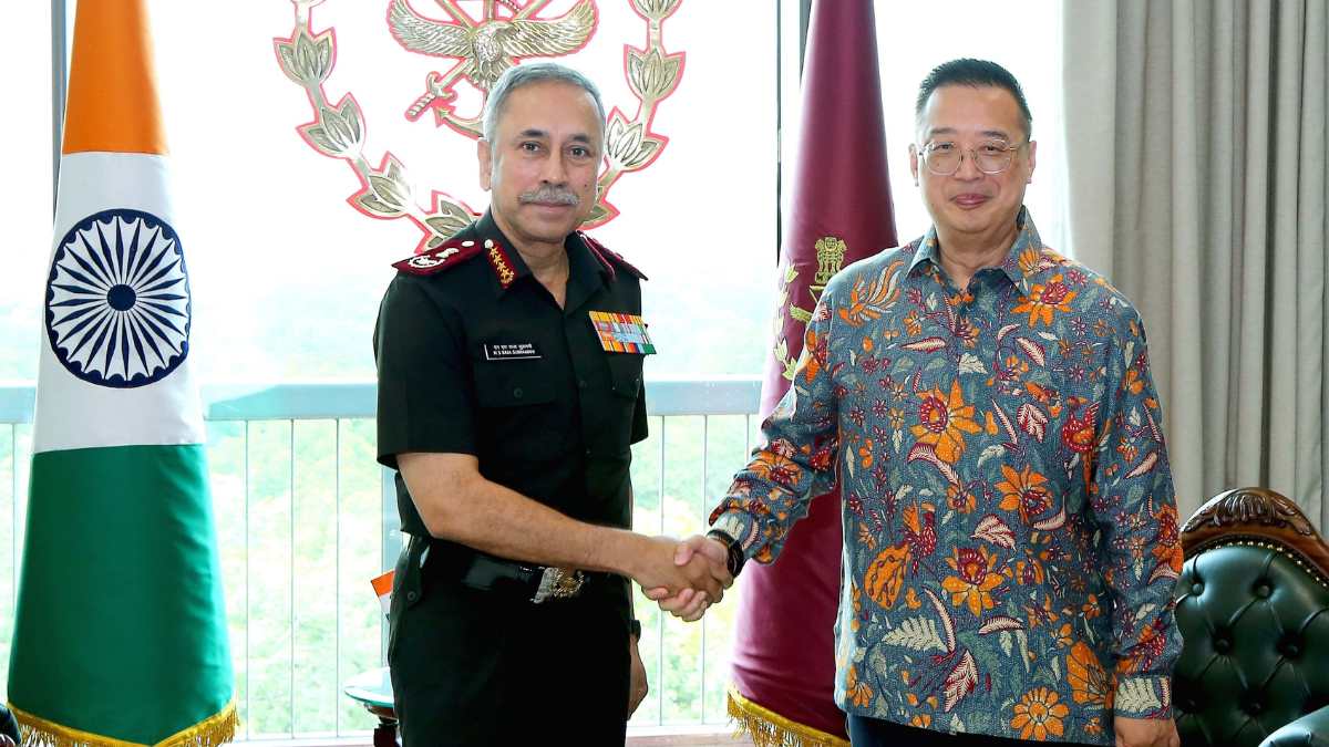 Singapore envoy congratulates CDS General Subramani, discusses defence cooperation roadmap