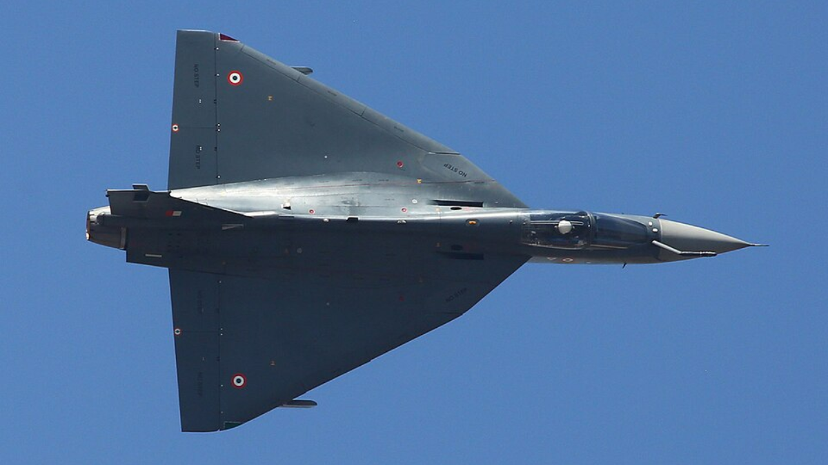 IAF to get 24 Tejas jets this year, defence ministry may impose penalties on HAL for delays