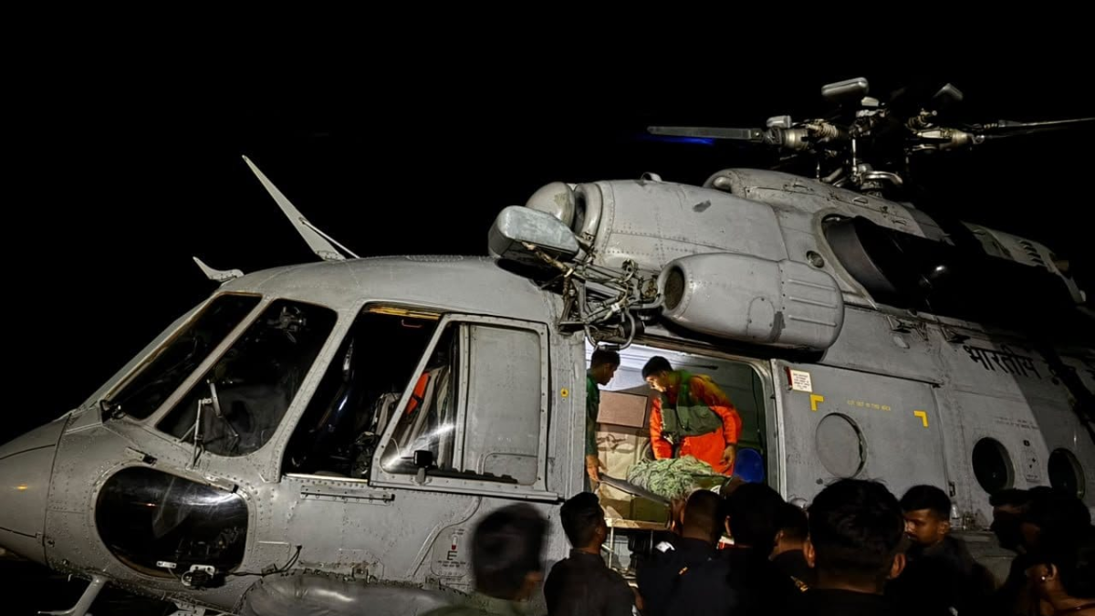 IAF conducts night rescue mission to airlift critically injured patient from Campbell Bay