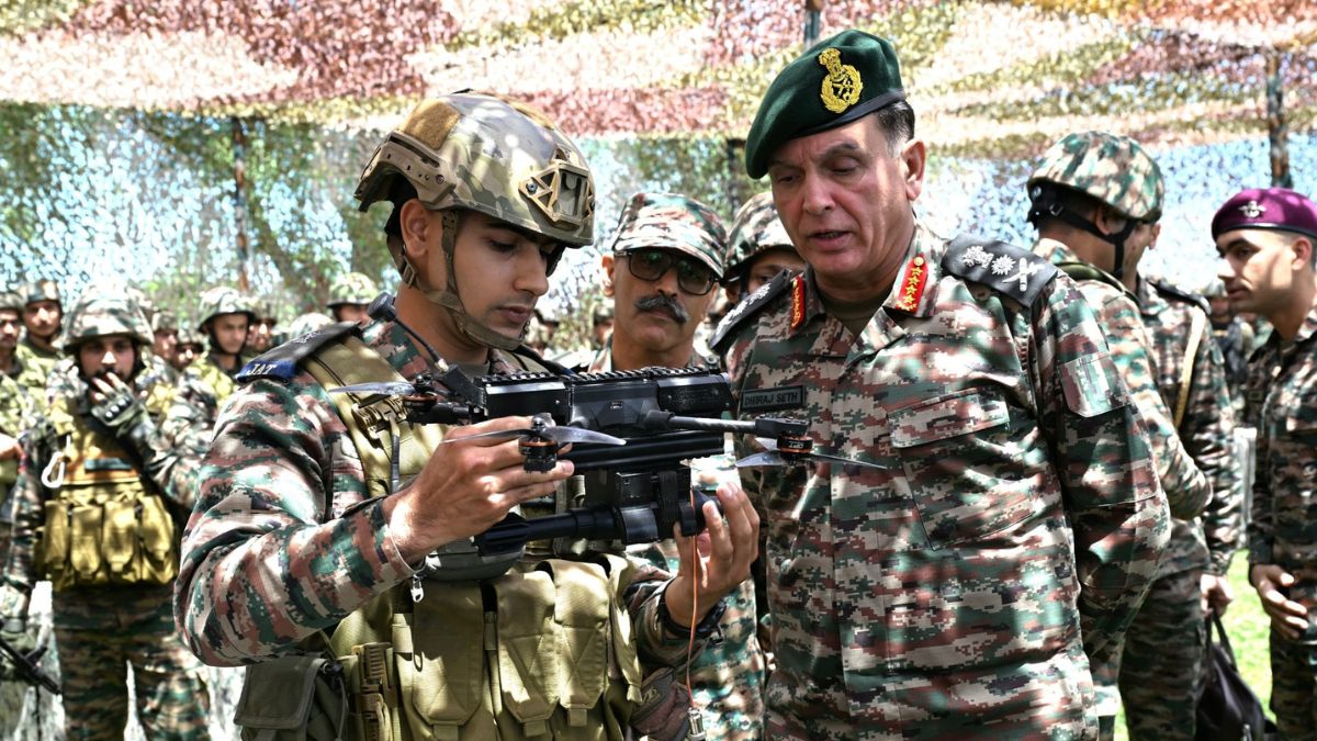 Army chief Dhiraj Seth reviews LoC security, asks officers to prepare for ‘Operation Sindoor 2.0’