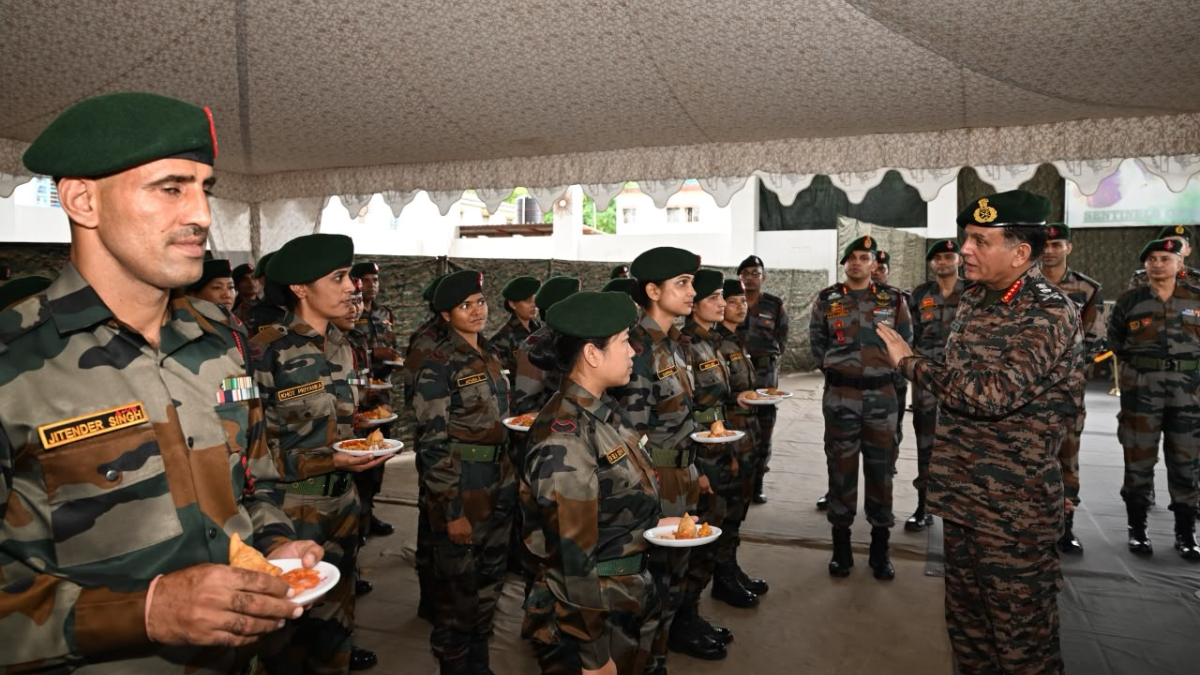 Army chief reviews Manipur security, flood relief during Eastern Theatre visit