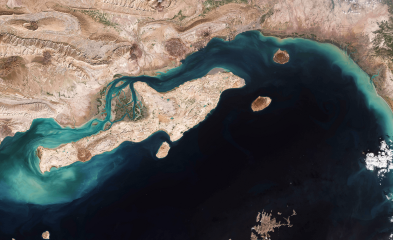US-Iran conflict widens as Tehran claims strikes on US bases, Hormuz tensions escalate