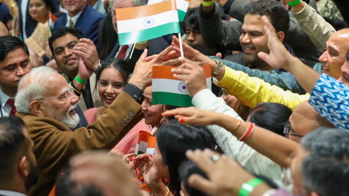 PM Modi lands in Auckland to conclude the three-nation diplomatic tour 
