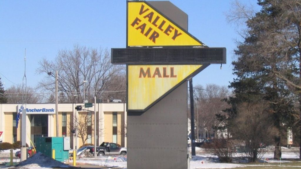 Utah Mall Stabbing, Syed Sohailuddin, Peter Michael Larsen, US Anti-Muslim Attack, Valley Fair Mall Attack.