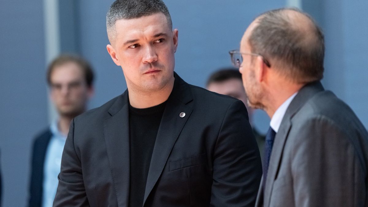 Zelenskyy dismisses popular defence minister Fedorov, sparking protests in Kyiv