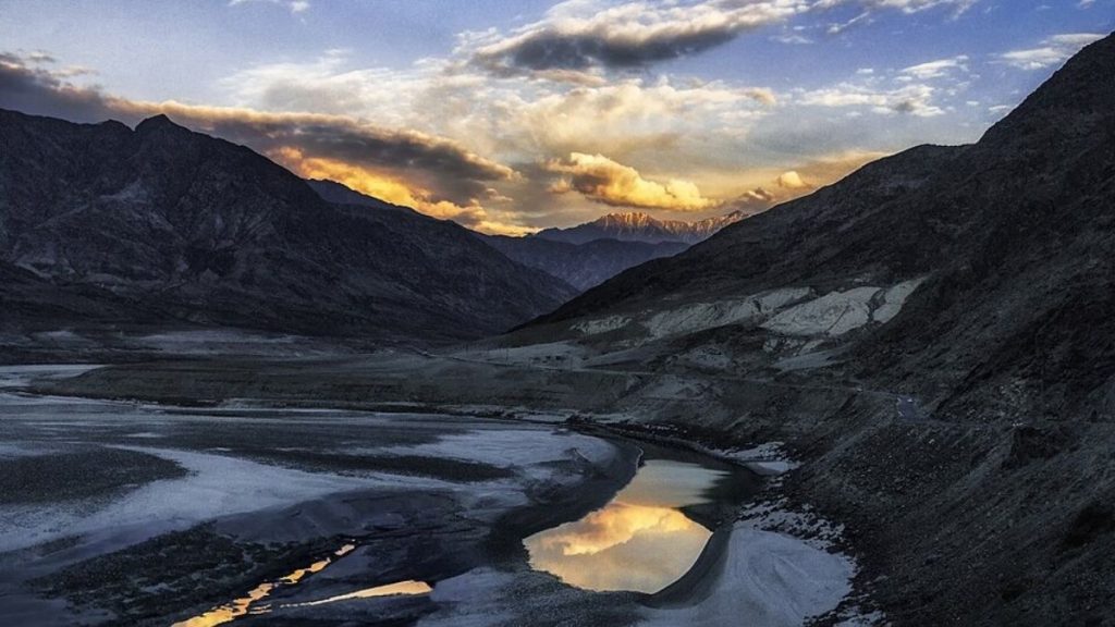 Indus Waters Treaty, India Pakistan Indus Water Dispute, Hague Permanent Court of Arbitration, Pahalgam Terror Attack, Kishanganga Ratle Project.