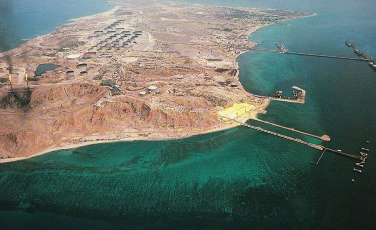US strikes Iranian launchers on Larak island, Iran retaliates against US bases in Jordan