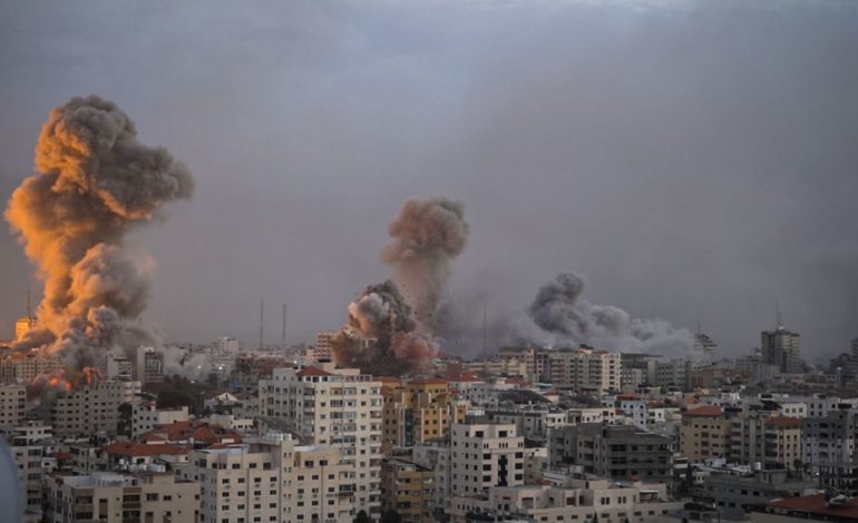 Israeli strikes kill 19 in Gaza despite Trump’s new peace plan