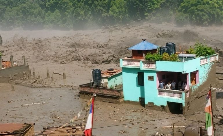 Nepal flood toll rises to 469, over 1,400 missing across Nepal and China as rescue effort widens