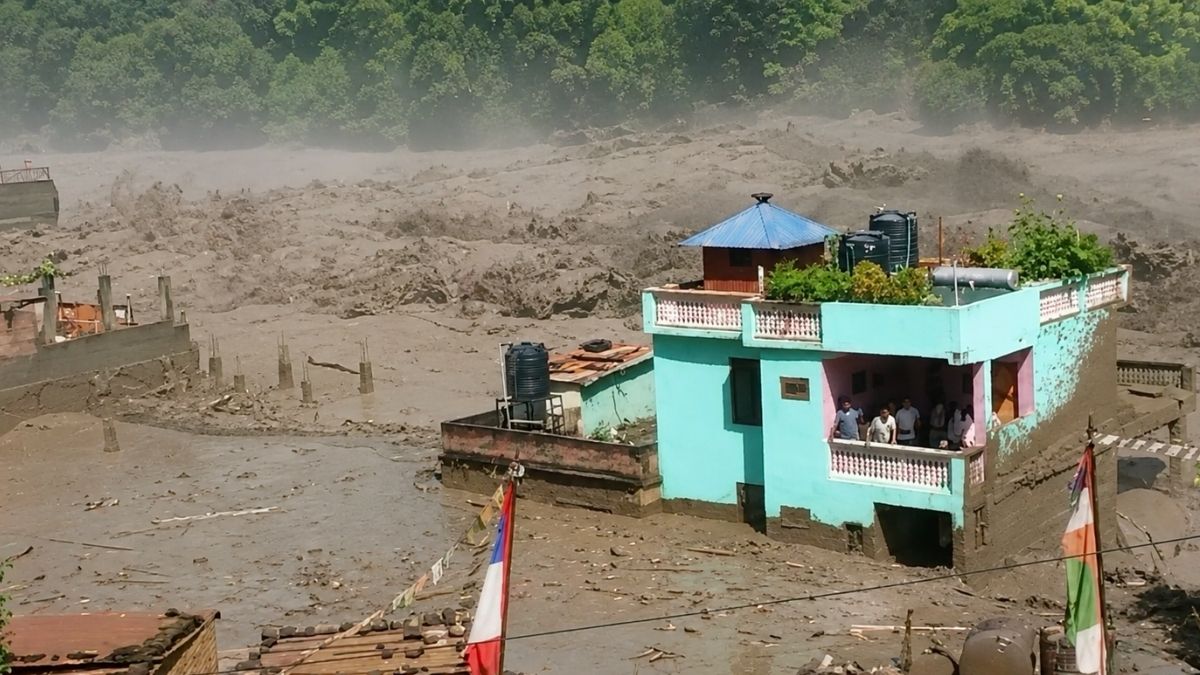 Nepal flood toll rises to 469, over 1,400 missing across Nepal and China as rescue effort widens