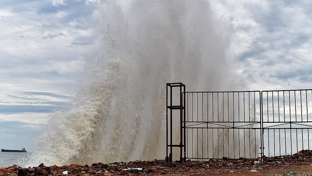 Typhoon Dolphin bears down on China’s east coast, forces mass evacuations and transport shutdowns