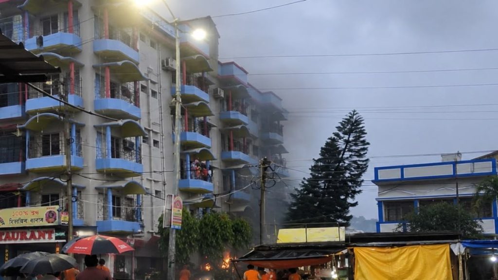 Tarapith hotel fire image, Tarapith hotel fire photo, Tarapith hotel fire latest news, Tarapith fire 2026, West Bengal hotel fire image, Birbhum hotel fire, Hotel Bideshini fire, Tarapith temple hotel fire, Tarapith hotel fire deaths, Tarapith hotel fire rescue, Tarapith hotel fire smoke, Tarapith hotel fire damage,
