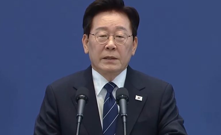 South Korea rejects Trump’s push for troops in Iran war, but leaves door open on Hormuz shipping role