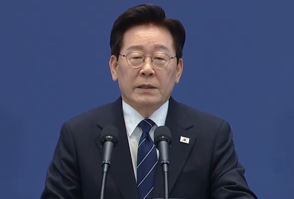 South Korea rejects Trump’s push for troops in Iran war, but leaves door open on Hormuz shipping role