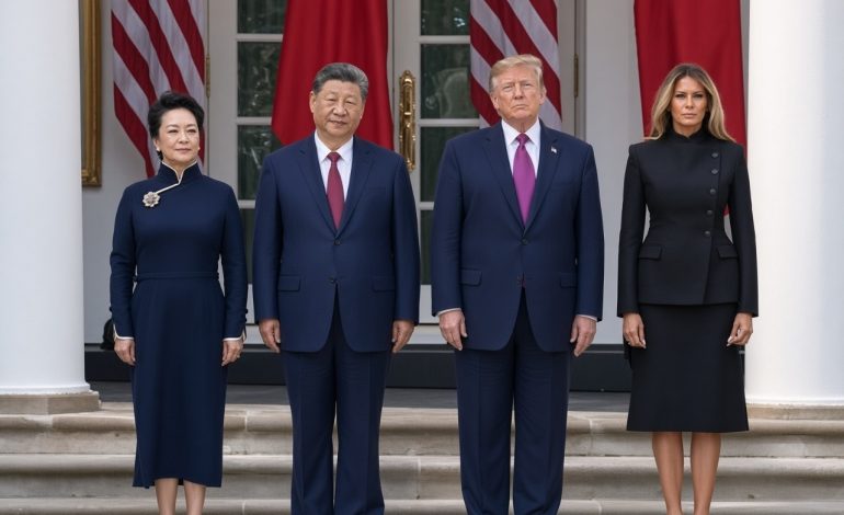 In summit meeting with Trump at White House, Xi warns US and China would both lose in conflict, urges military dialogue