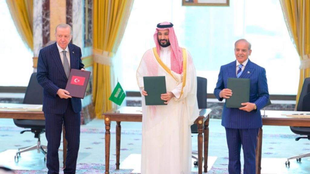 Mecca Defence Pact, Saudi Pakistan Türkiye defence pact, Mohammed bin Salman Shehbaz Sharif Erdoğan, Saudi Arabia Pakistan Türkiye alliance, Mecca Joint Defence Agreement 2026, Saudi Pakistan Türkiye military cooperation.
