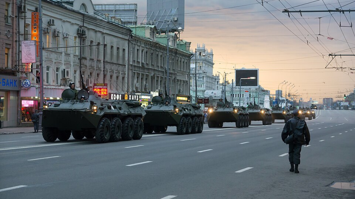 Russia raises foreign soldier recruitment reward to 1.5 million roubles amid Ukraine war