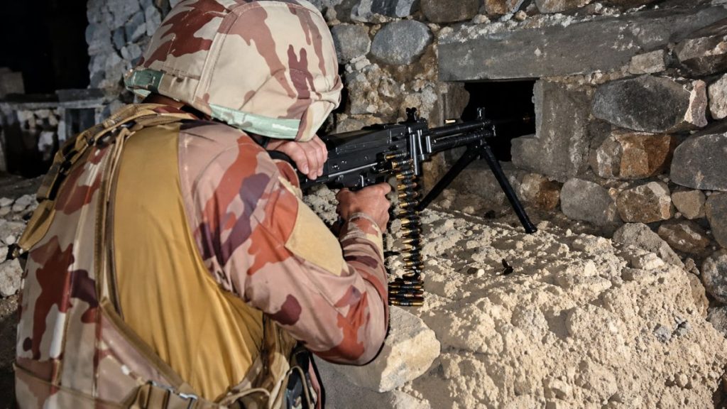 Pakistan Afghanistan border clash, Gulistan border fighting, Pakistani forces Afghanistan border, Afghan Taliban border clash, Balochistan Afghanistan frontier.