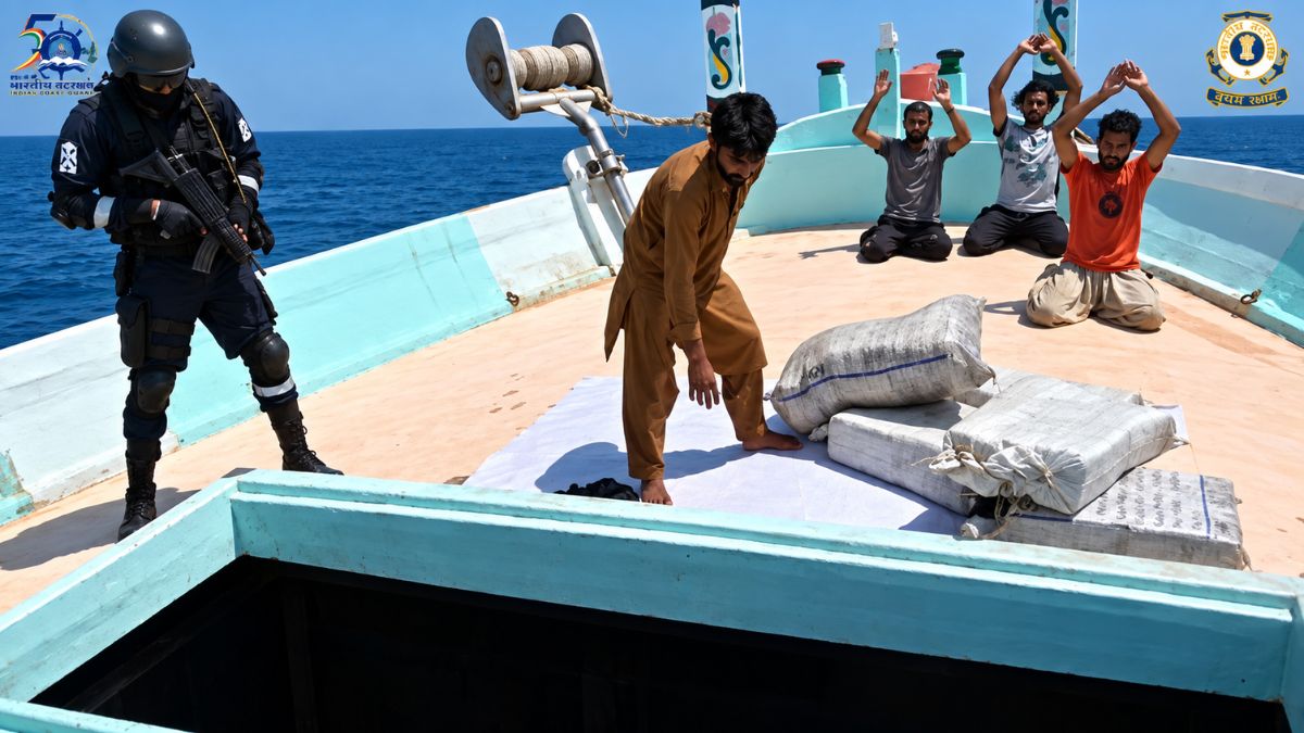 Coast Guard seizes 526kg drugs worth over ₹3,000 crore off Lakshadweep, five Pakistanis held