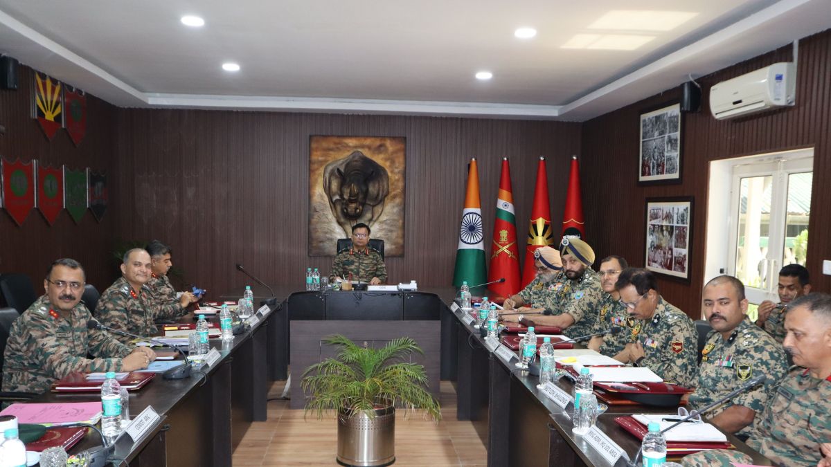 Army, BSF sharpen coordination and intelligence sharing at Shillong seminar