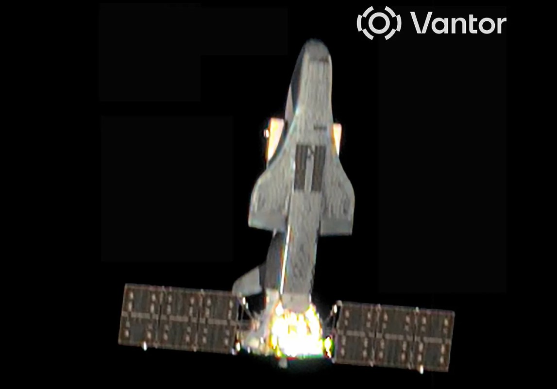 China’s secret spaceplane comes into focus. What is it doing in orbit?