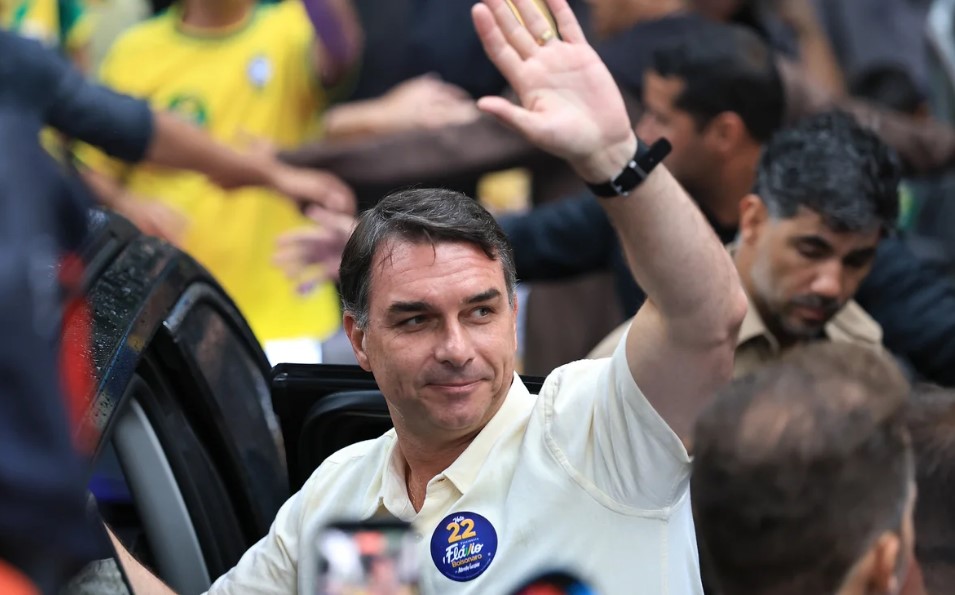 Flavio Bolsonaro flees Brazil after election defeat to Lula, Argentina confirms exit as US offers visas