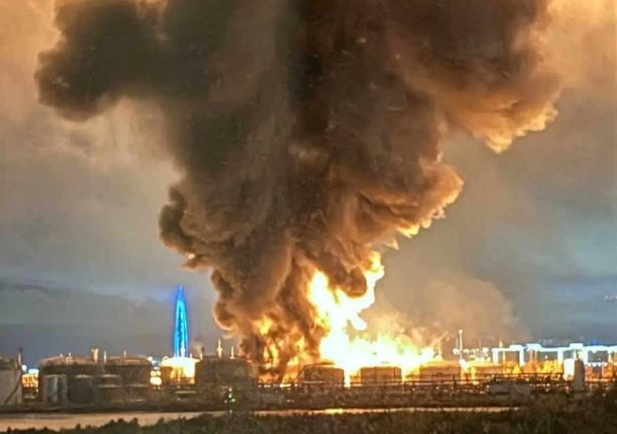 Ukraine drones hit St Petersburg oil sites as Trump’s energy ceasefire unravels