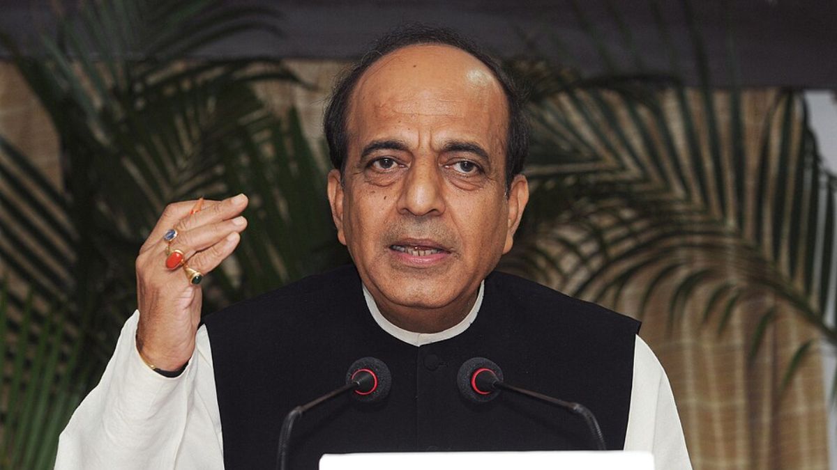 Bangladesh seeks easing of Indian trade curbs as New Delhi flags barriers to its exports