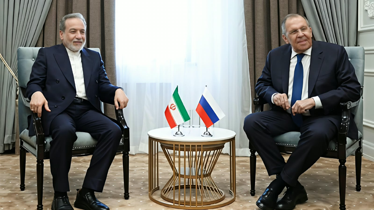 Russia vows to protect Iran ties as Lavrov, Araghchi discuss Gulf crisis in Tehran