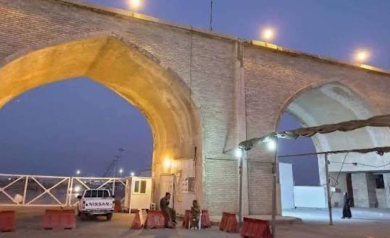Why Iraq has closed Sheeb border crossing with Iran and what happens next