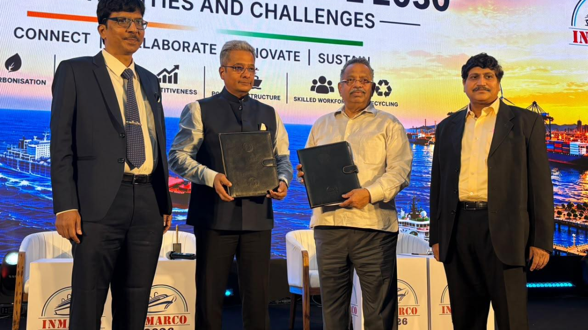 HSL signs MoU with Kakinada Seaports to build ships at Kakinada facility