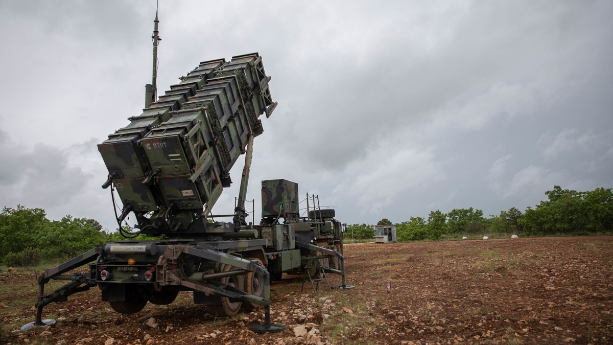 US approves $2.1bn Patriot missile deal for Ukraine as Kyiv resumes Russian refinery attacks